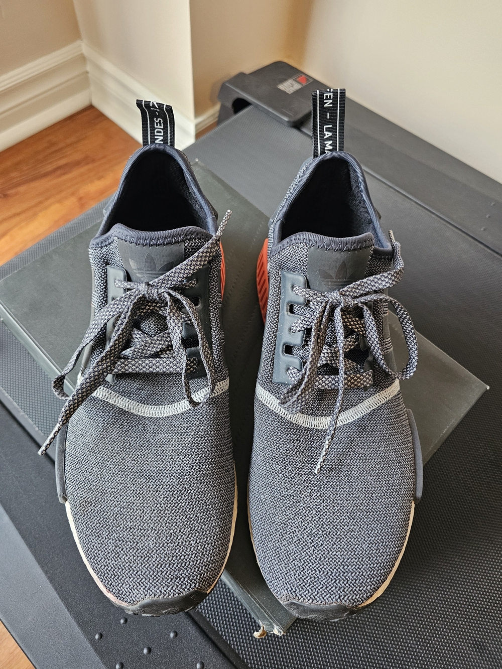Adidas NMD R1 - Picture 7 of 9